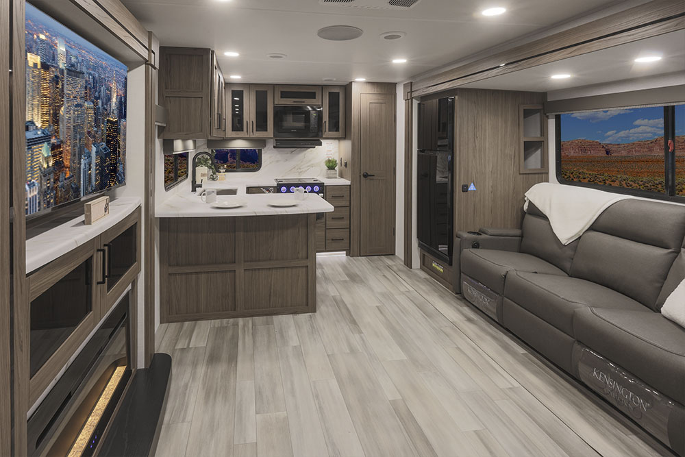 Features of the 2024 Alliance Delta 294RK Travel Trailer RV